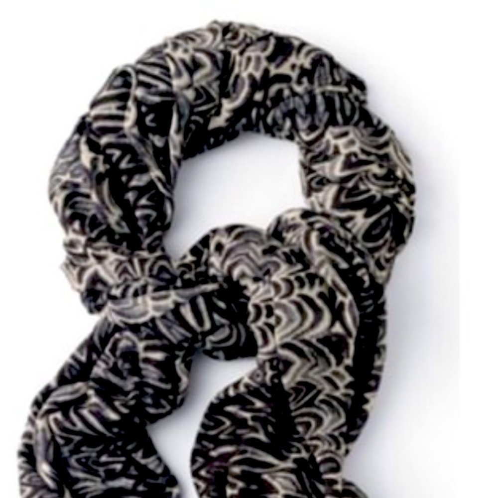Stella & Dot | Scarf | Union Square Scarf • Painted Zebra